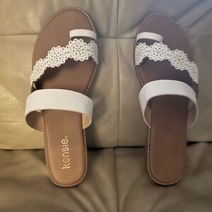 Women’s Kensie White sandals size 8.5M Madison style